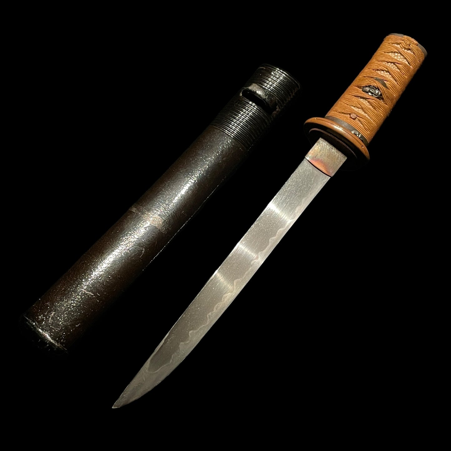 Interesting Fittings TANTO with KOZUKA, Thick Blade, Edo period mumei