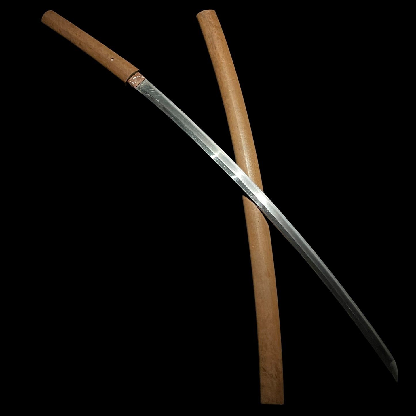 Koshizori 腰反り KATANA in Shirasaya, KOTO Muromachi period or earlier