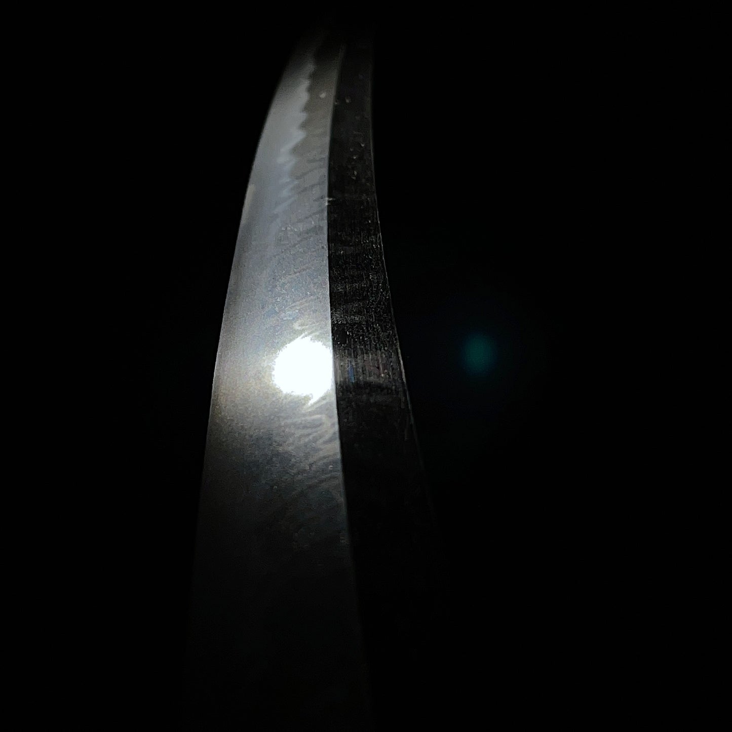 HITATSURA 皆焼 Wakizashi, Gisuke 義助 signed, Wide and Thick Blade, Edo period