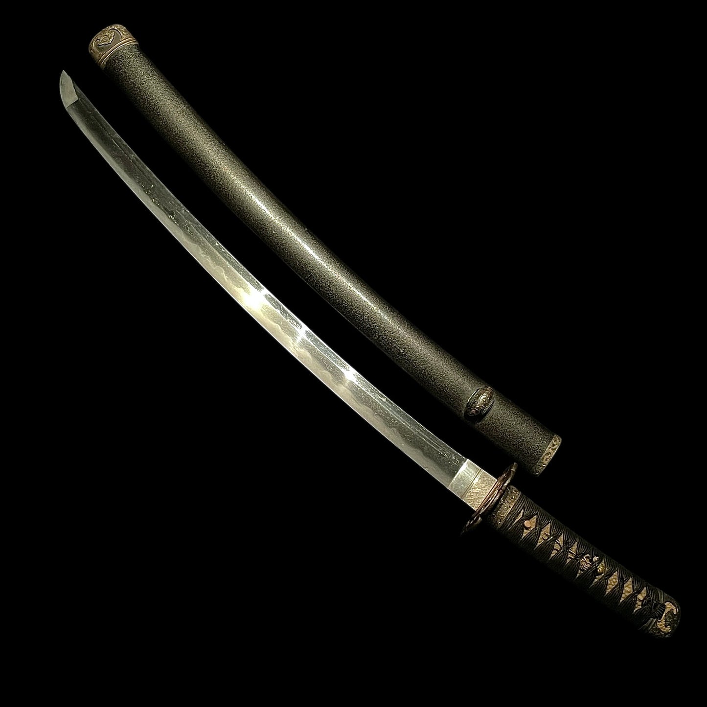 Dragon Fittings, Handachi Koshirae Waizashi, Echizenkoku Shimosaka 越前国下坂 signed