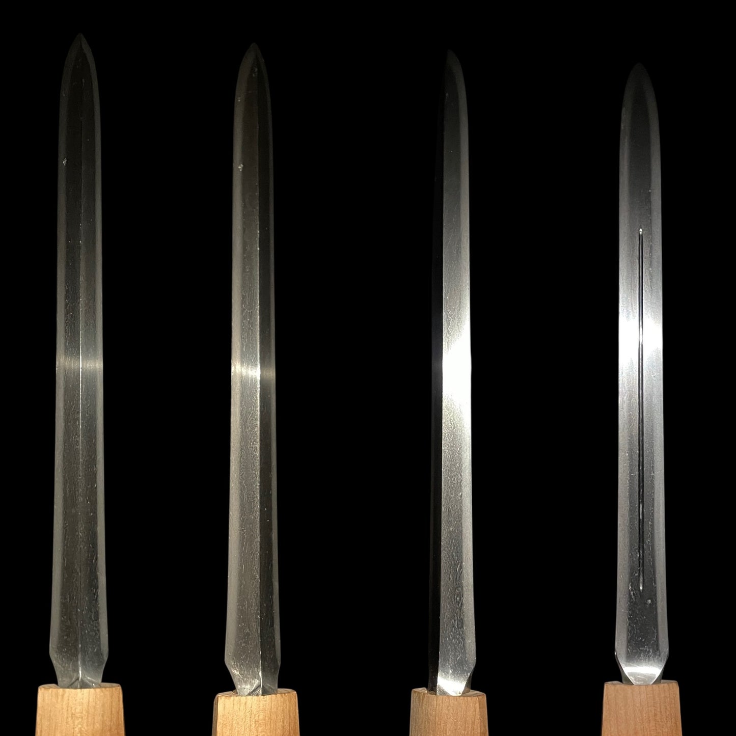 Kunisuke 国助 signed Hirasankaku-Yari 平三角槍, Sword Style Shirasaya, Edo period