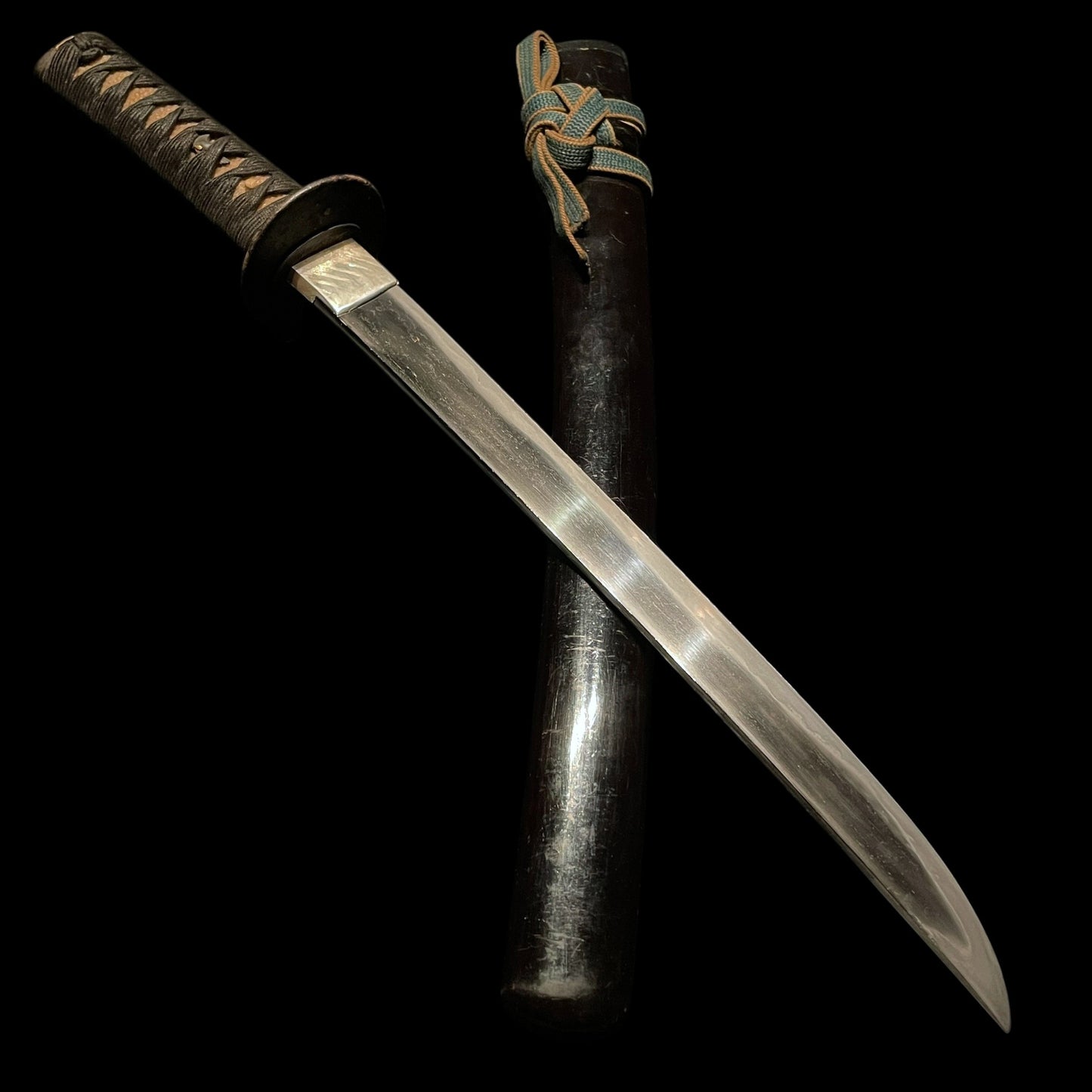 Botanshishi Fuchikashira 牡丹獅子縁頭, Sunnobi-TANTO 寸延短刀, Edo period mumei