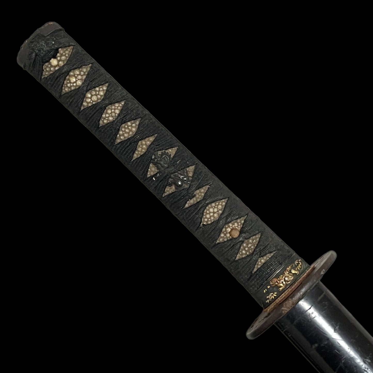 Black KATANA, Yamashirokoku Fushimiju Kaneie signed Tsuba,Dragon Menuki