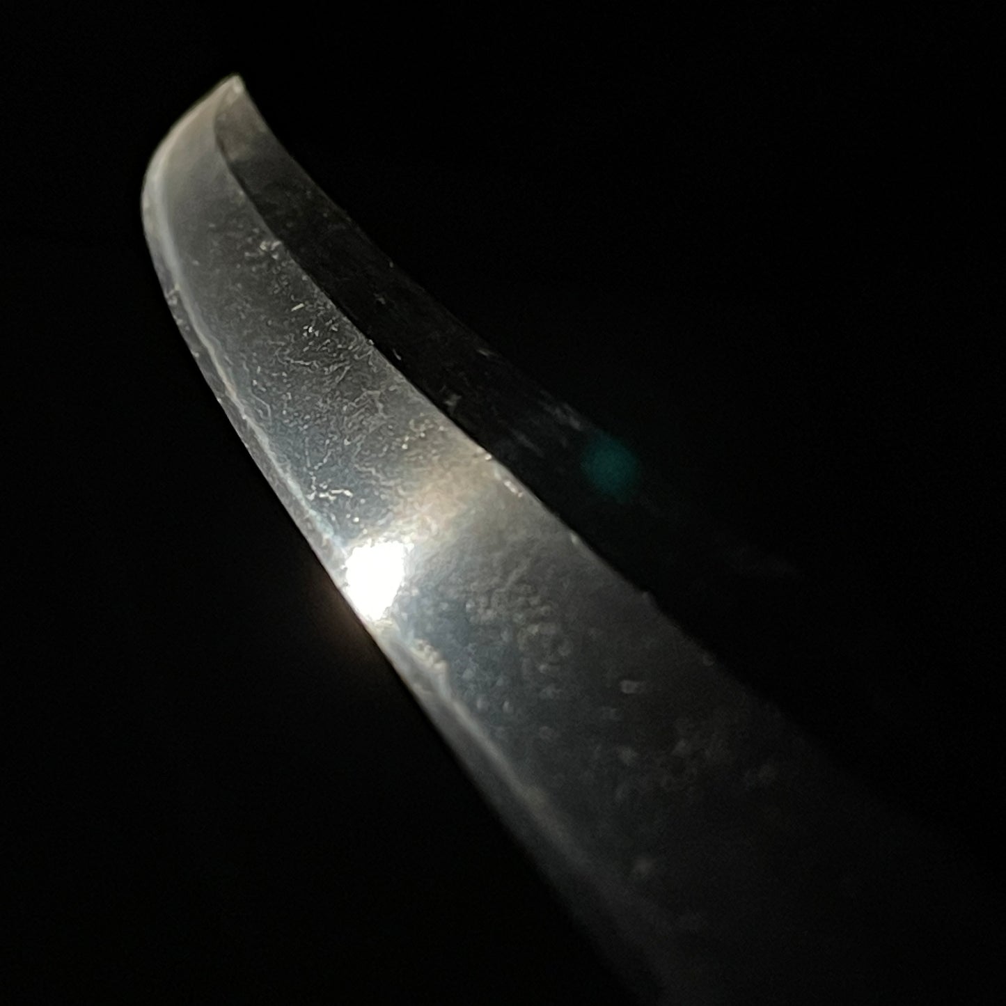 Shobuzukuri Wakizashi, Sanjo Naganobu 三条長信 signed, Muromachi period