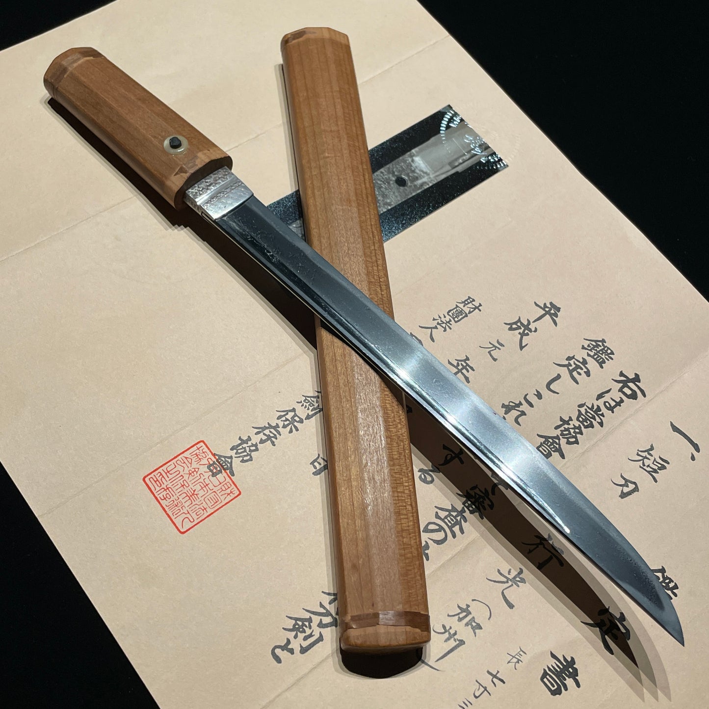 加州行光 Kashu Yukimitsu TANTO, KOTO Muromachi period, NBTHK Certificate