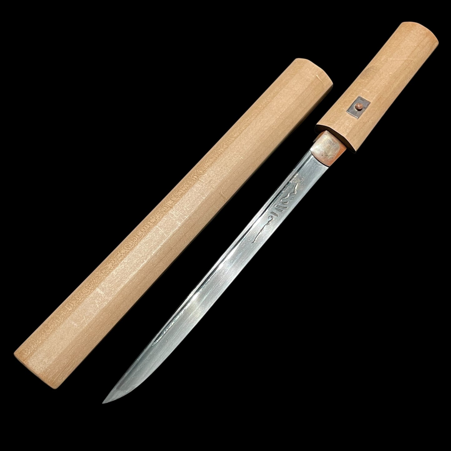 YOROIDOSHI in Shirasaya, Sadayoshi 貞吉 signed, Bonji 梵字 Horimono, Muromachi era