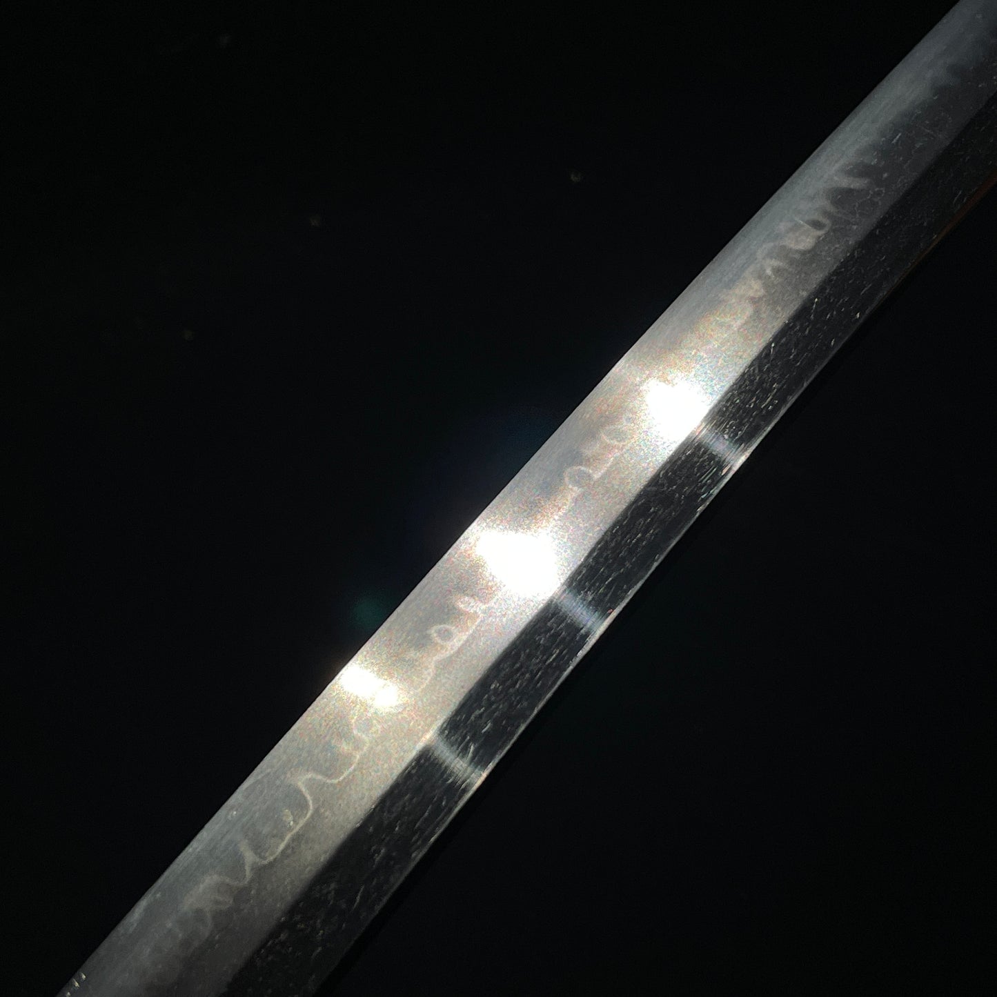 Amazing Hamon Wakizashi, Interesting Menuki, Peony Fuchikashira, Edo period mumei