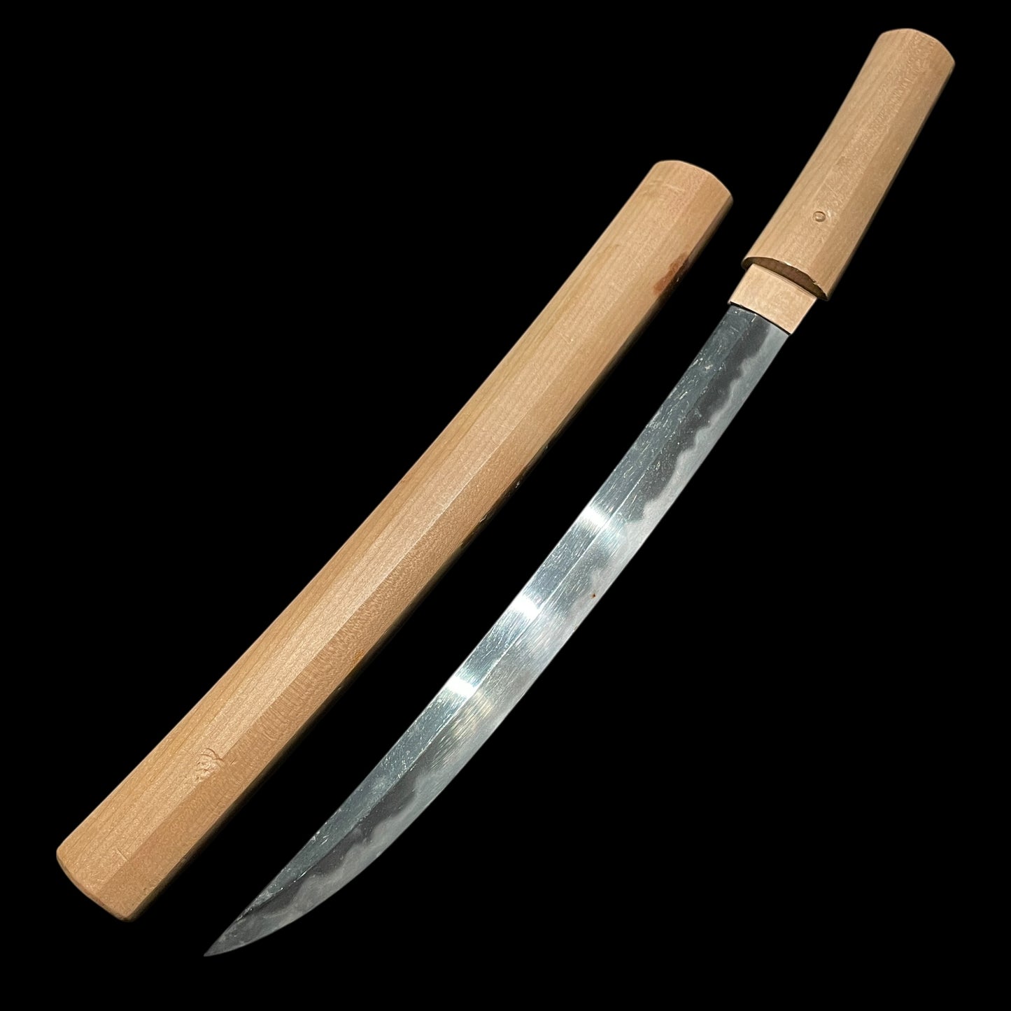 Shobuzukuri Wakizashi 菖蒲造脇差, Soden-Nakago 相伝茎, Muromachi period mumei