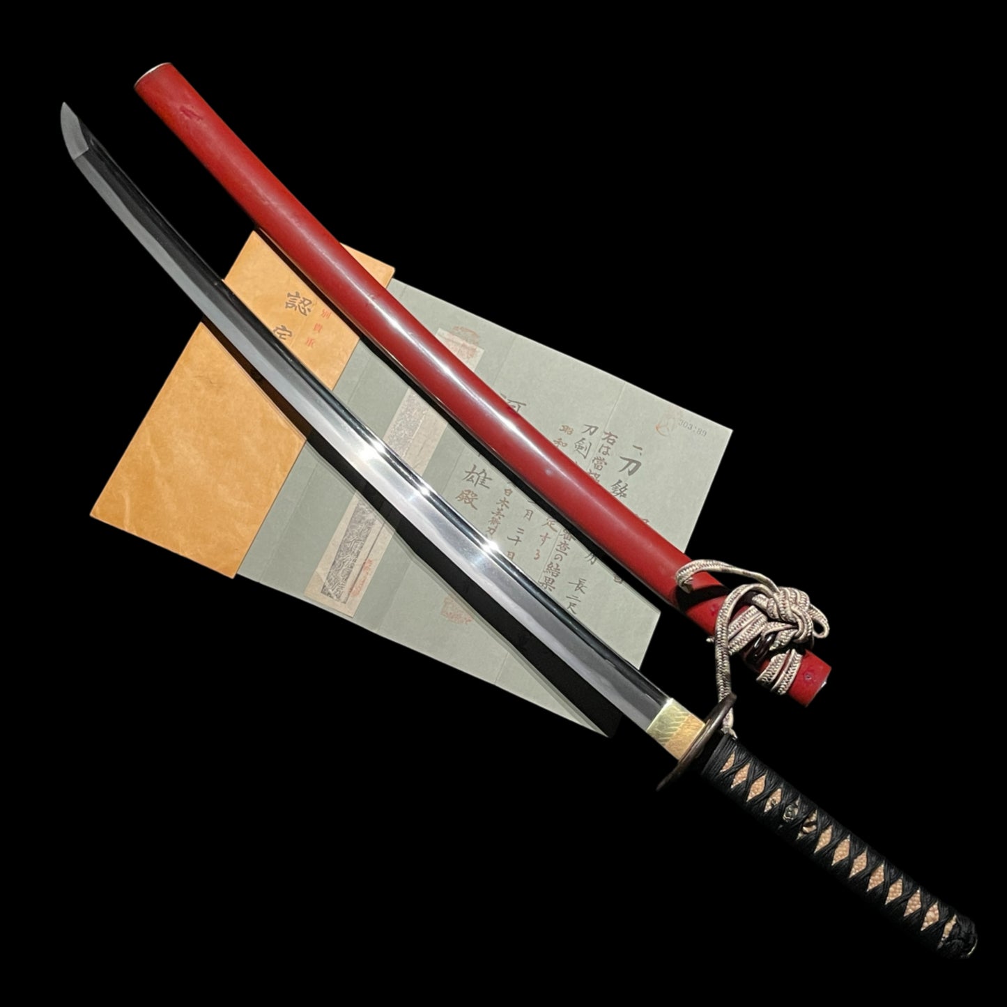 Oshuju Tsunafusa Red KATANA, Early Edo period, with NBTHK Certificate