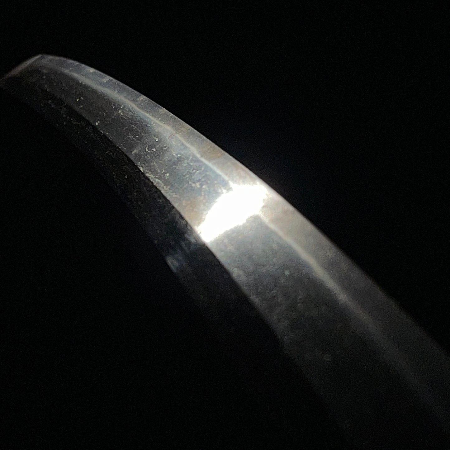 Suguha 直刃 Wakizashi, Thick Sukashi Tsuba, Edo period mumei