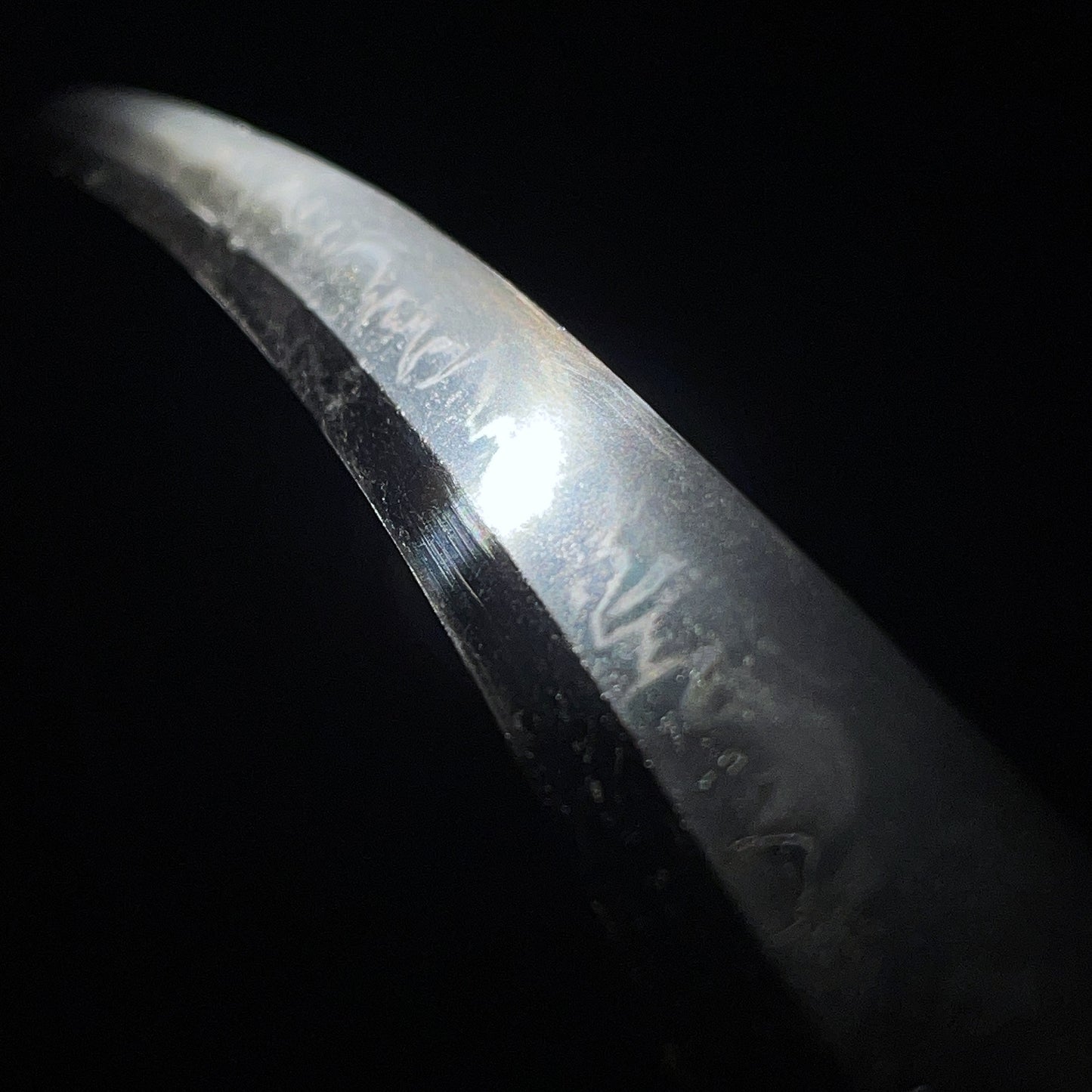 Midareba 乱刃 Long WAKIZASHI, Echizenju Shimosaka 越前住下坂 signed, Edo period