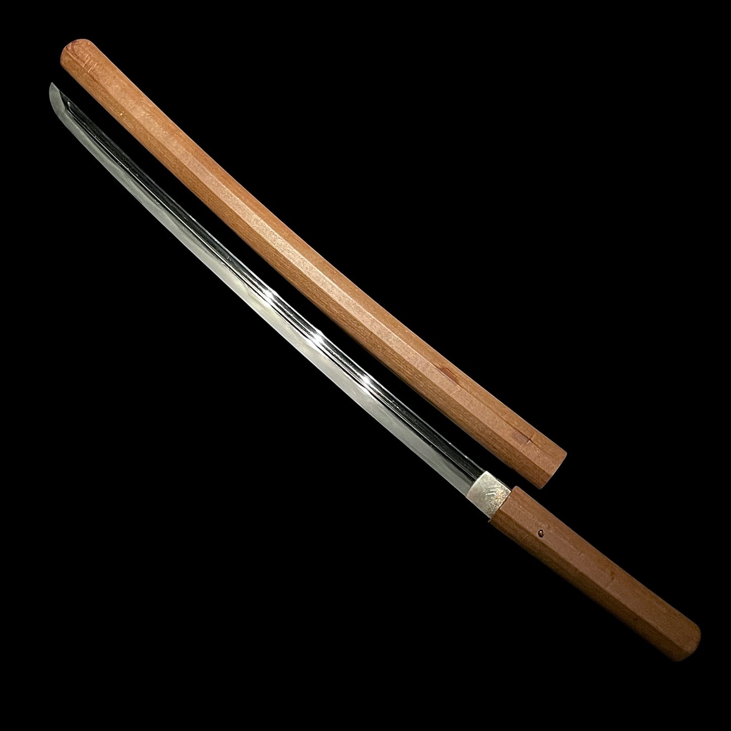 Kawachinokami Kunisuke 河内守国助 signed Long Wakizashi, Early Edo period