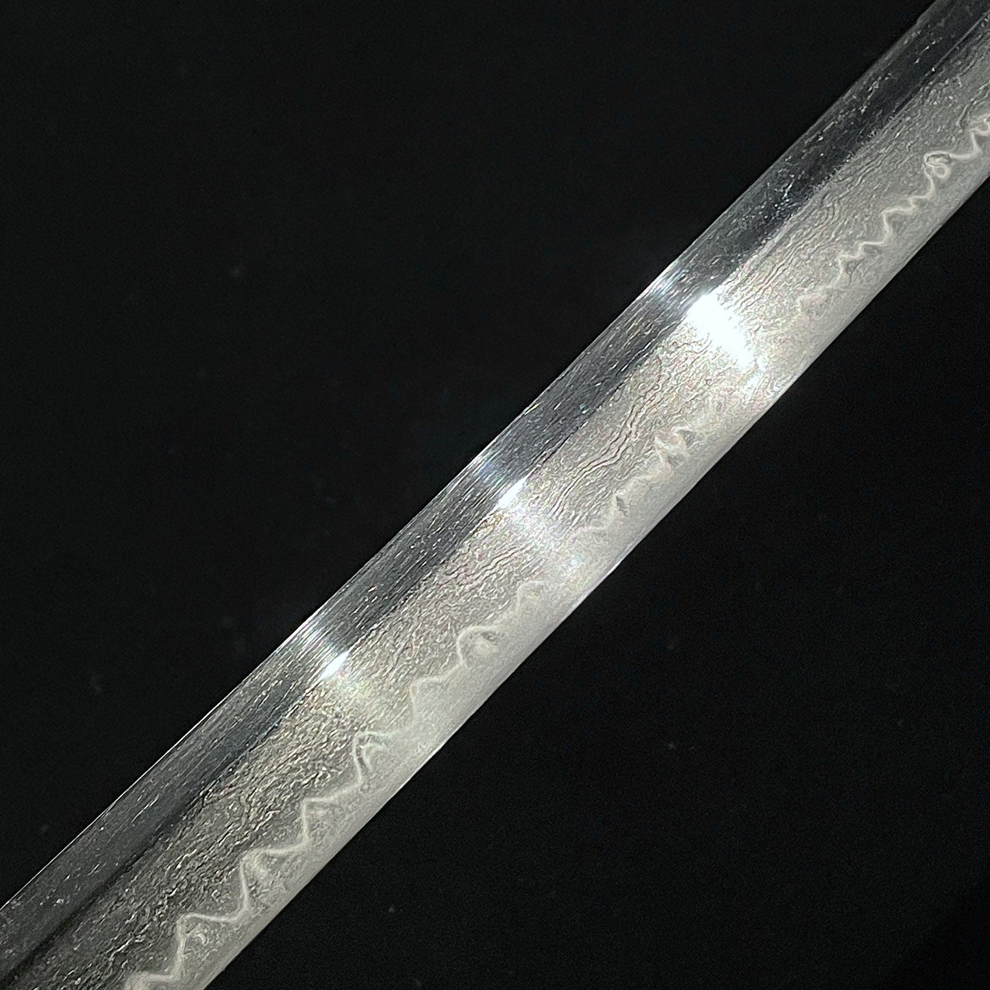Ookissaki 大切先 KATANA, 兼信 Kanenobu signed, Ebisaya 海老鞘, Oohadamono 大肌物, Late Edo