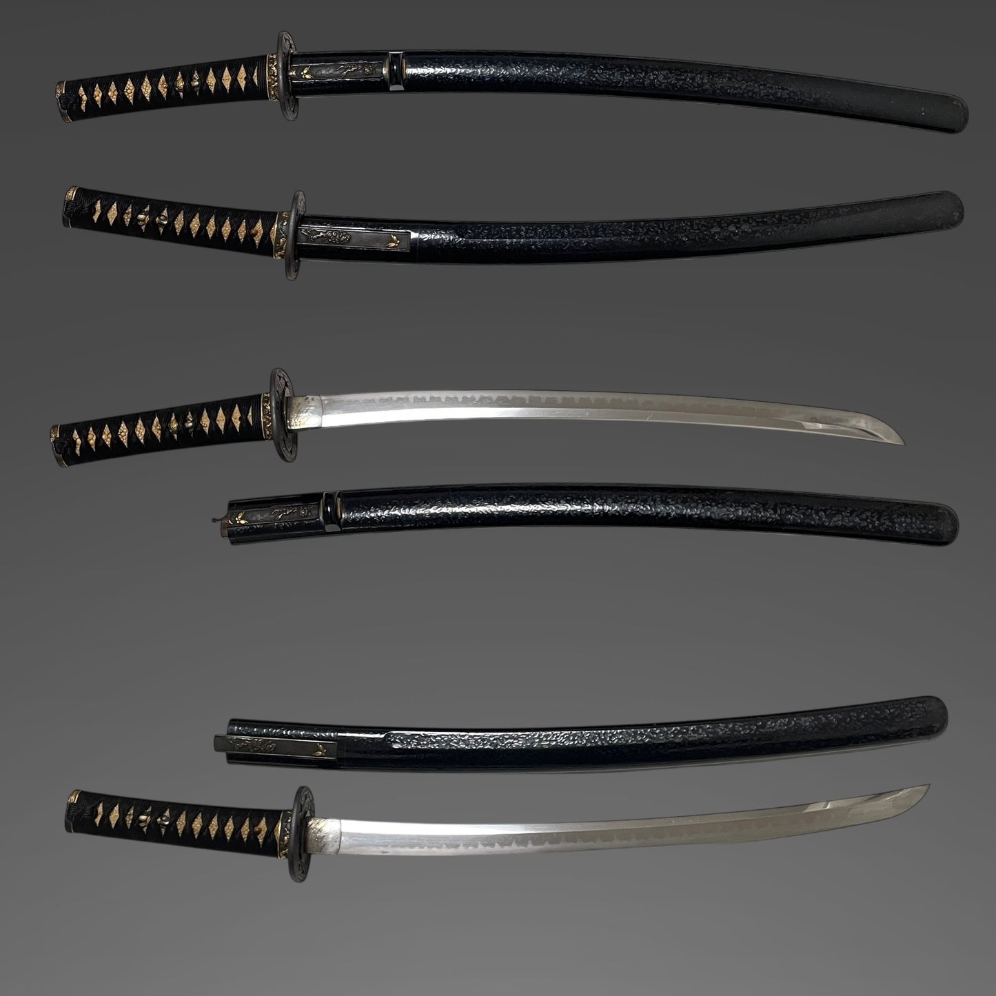 High-grade fittings Wakizashi, Ishiguro Masatsune signed Fuchi, with Kozuka Kogai