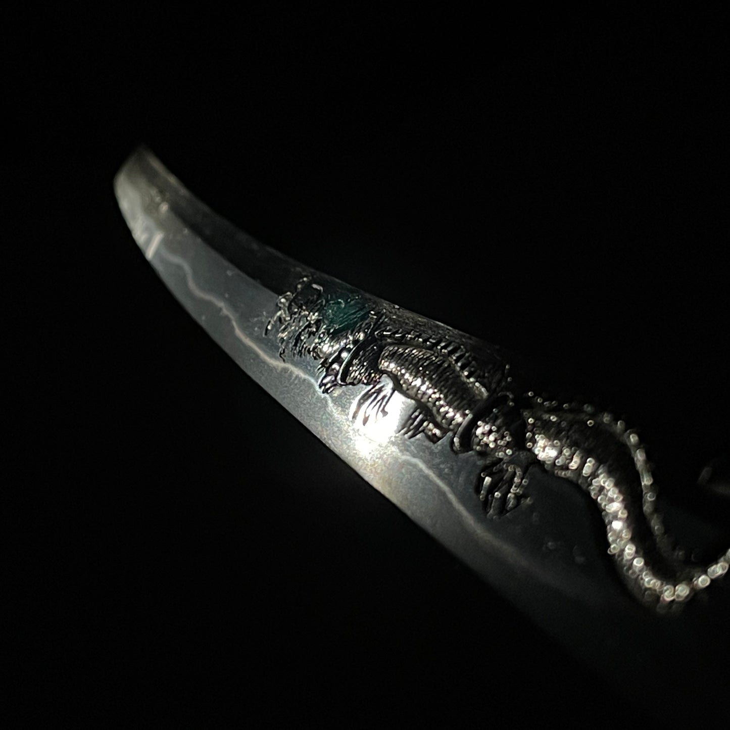 Dragon HORIMONO KATANA, Harimadaijo Fuijwara Kiyomitsu 播磨大掾藤原清光 signed, High-grade Fittings