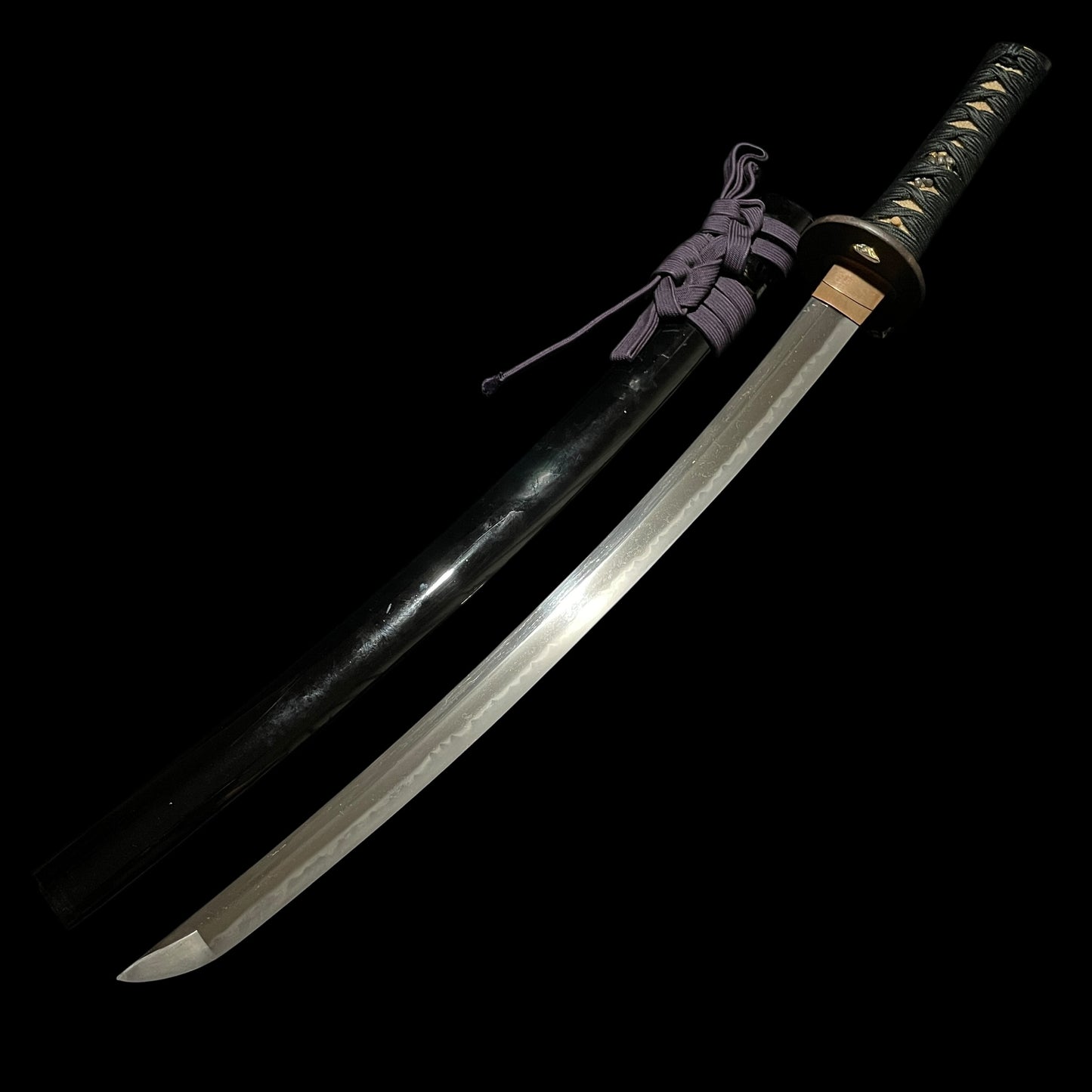 Sanbonsugi-Hamon 三本杉刃文 Wakizashi, Shichifukujin Fittings, Muromachi period mumei