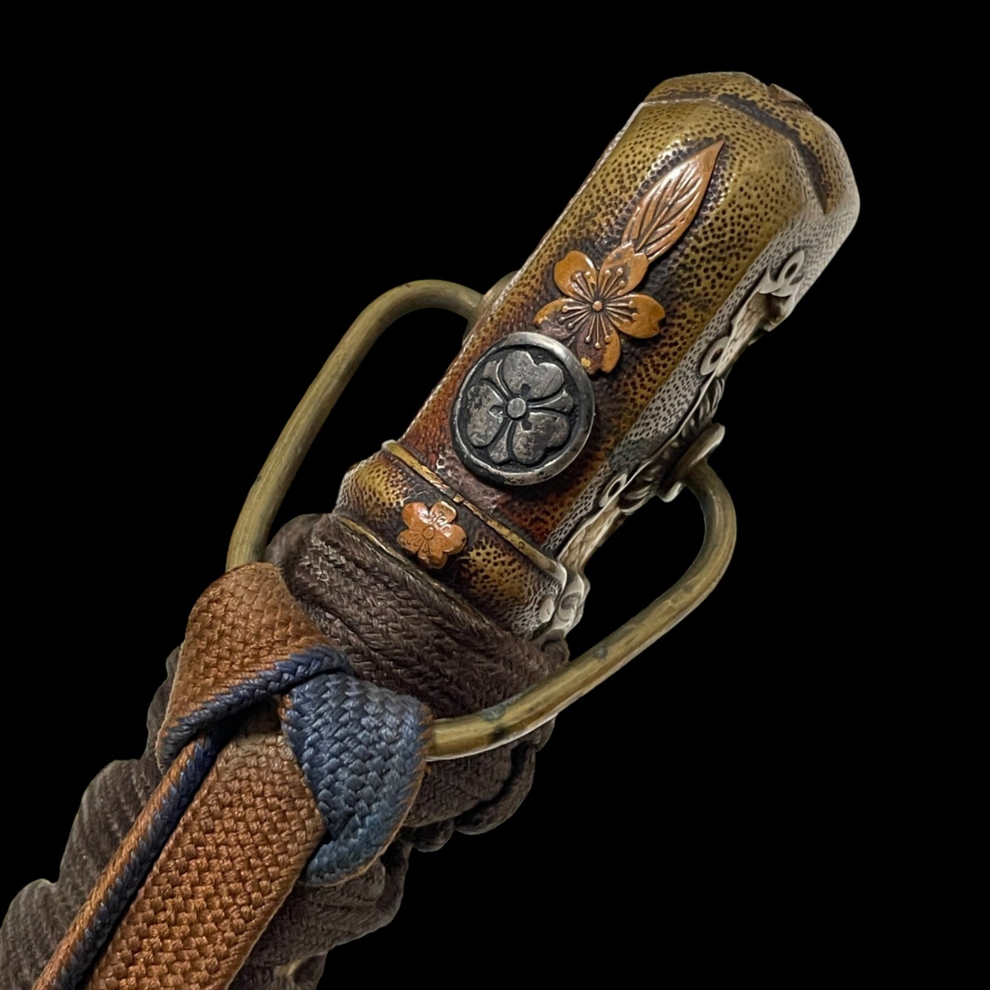 Type98 GUNTO 九八式軍刀, Kuniyasu 国泰 signed, Family crest included, with Tassel