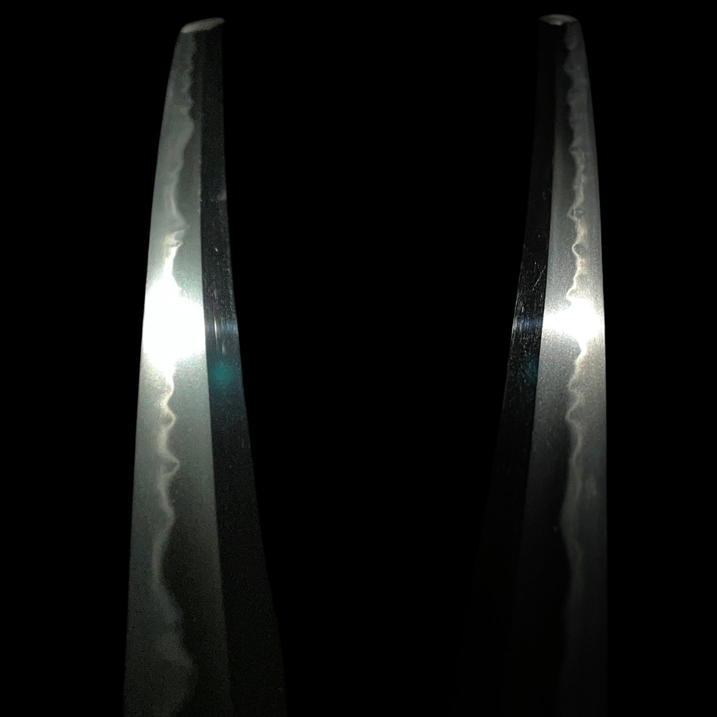 Black Wakizashi, Tsukashi Tsuba 透鍔, Early Edo period mumei