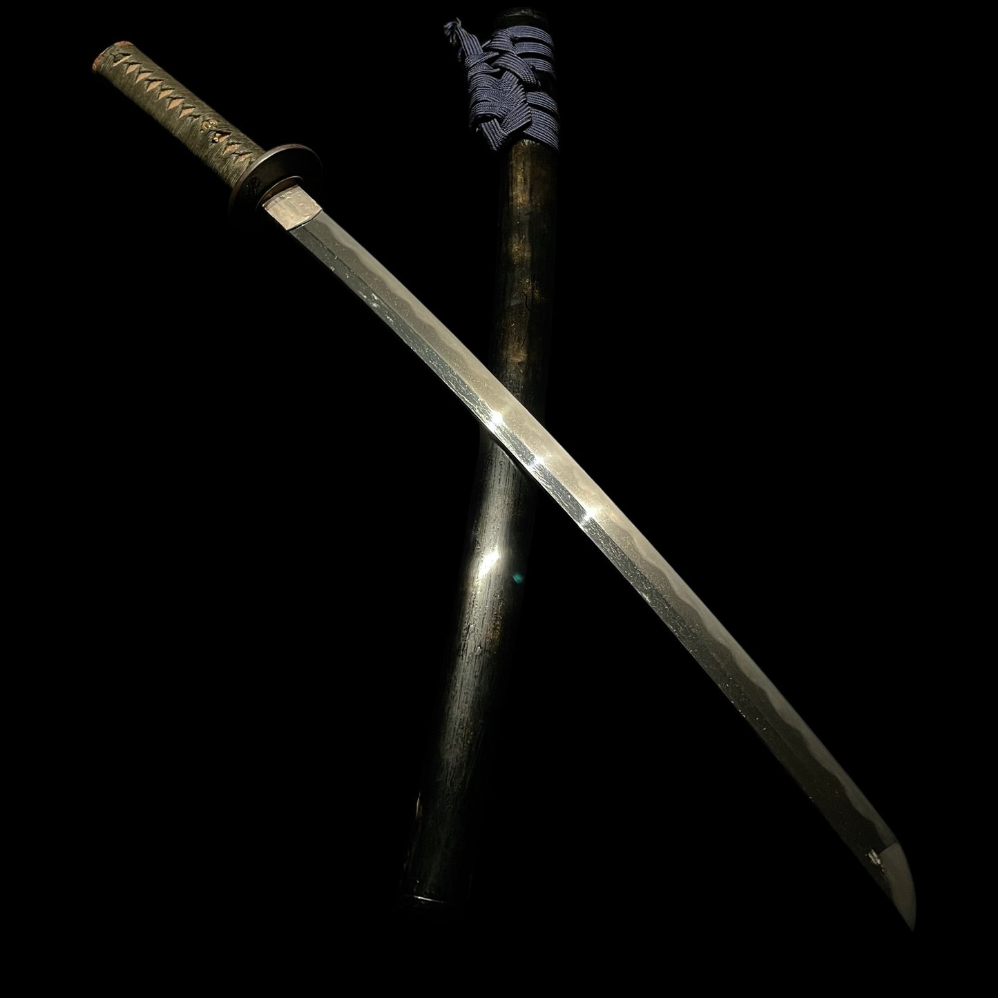 Pine needles Copper Fuchikashira, Bishuosafune Arimitsu signed Long Wakizashi