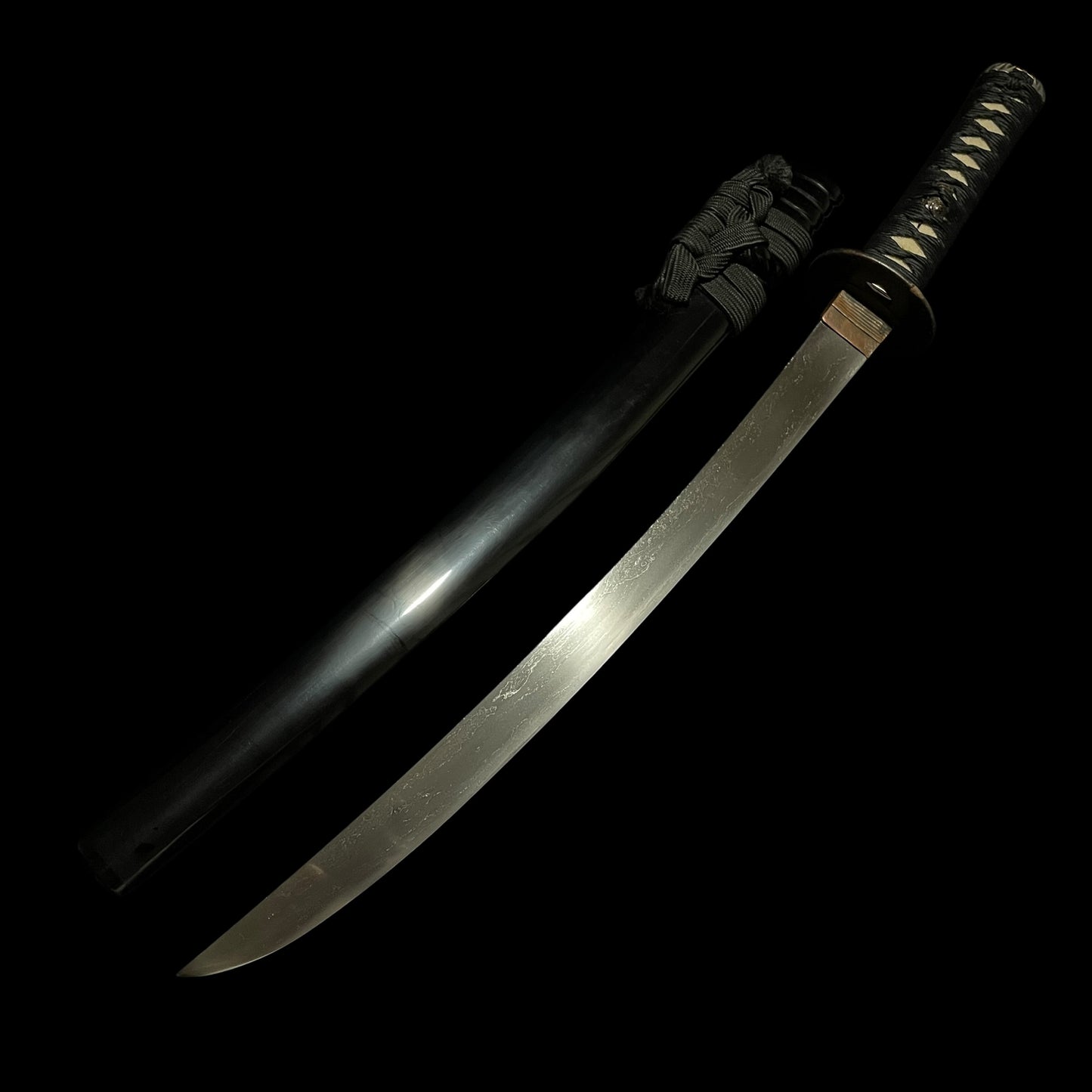 Wide Hirazukuri Wakizashi, Masahiro 正廣 signed, Hotei Tsuba 布袋鍔, Muromachi period mumei