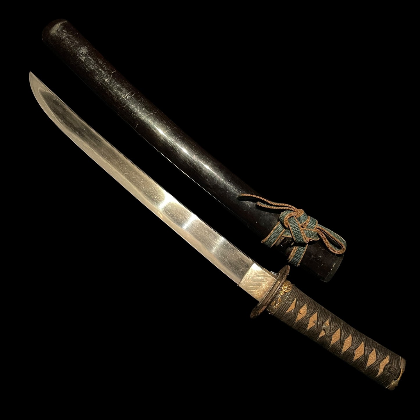 Botanshishi Fuchikashira 牡丹獅子縁頭, Sunnobi-TANTO 寸延短刀, Edo period mumei
