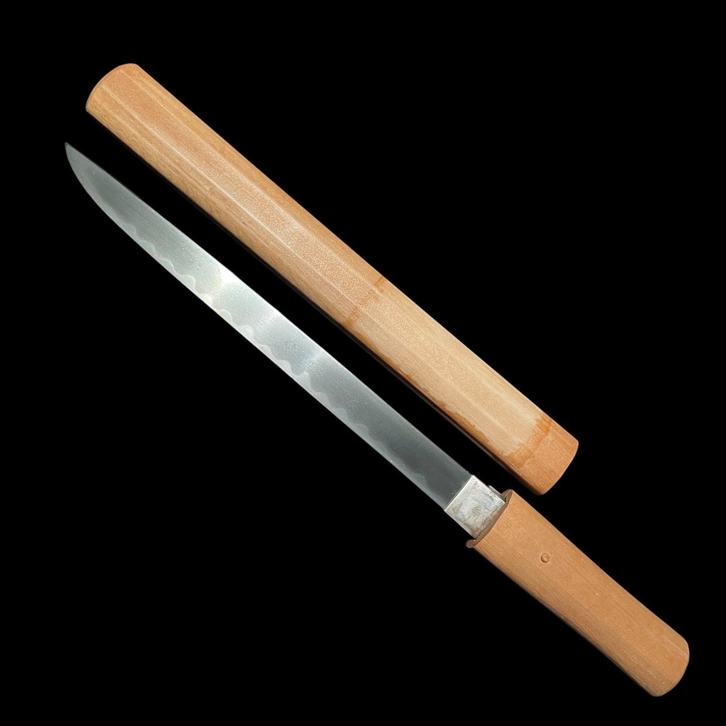 Gunome-Hamon 互目刃文 Tanto, Thick and Straight blade, Edo period mumei