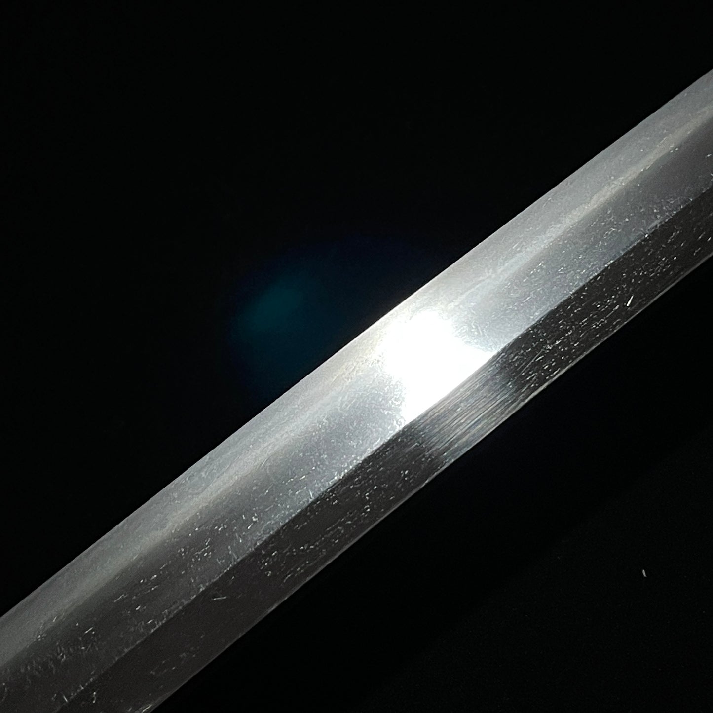 Suguha 直刃 Wakizashi in Shirasaya, Edo period mumei