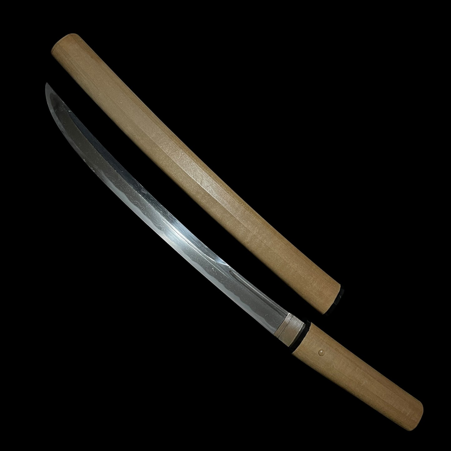 Heavy Naginata Naoshi 薙刀直 Wakizashi, Wide and Thick Blade, Muromachi period mumei