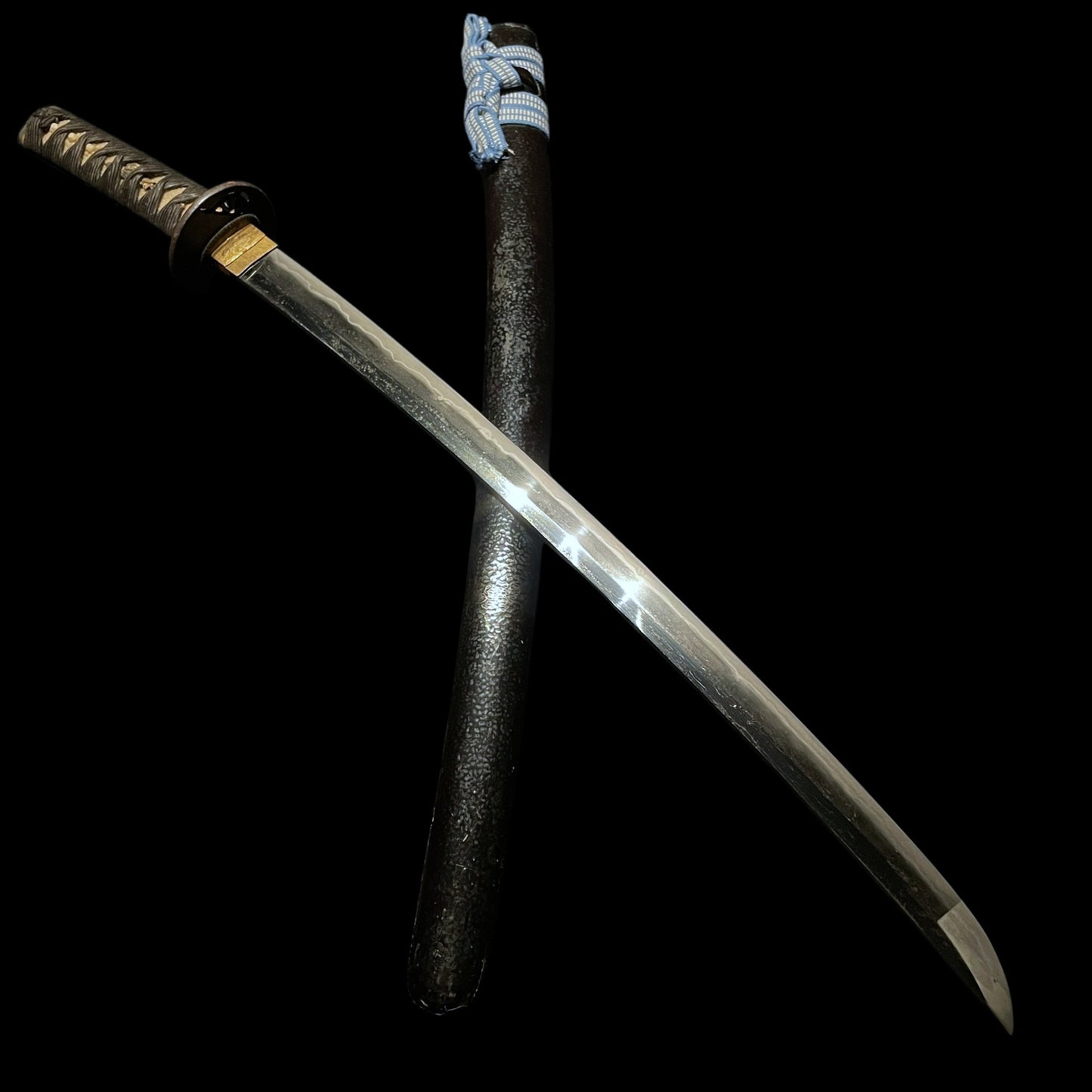 Mino Style Fuchikashira Long Wakizashi, Tadatsugu 忠次 signed Tsuba, Edo peiord mumei