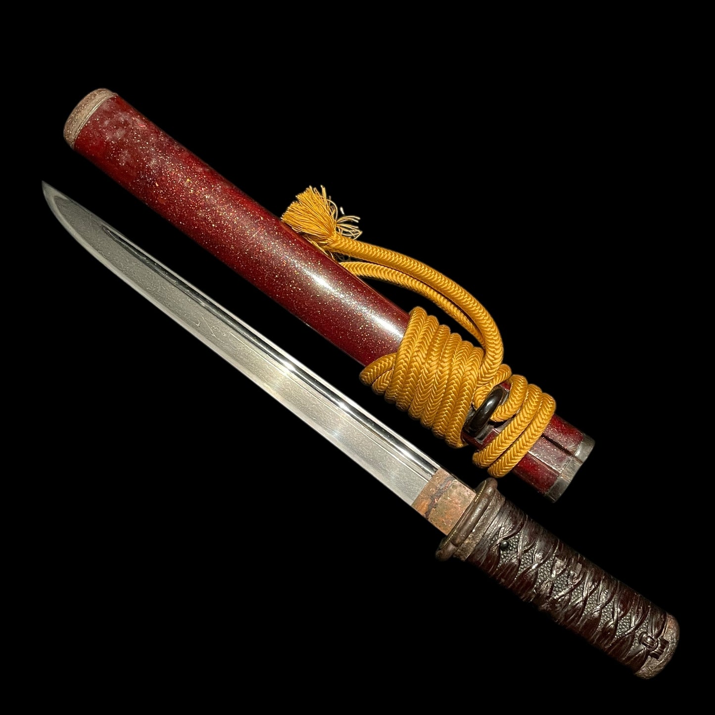 Masamehada 柾目肌 Red TANTO, Autumn leaves TSUBA, Muromachi period mumei