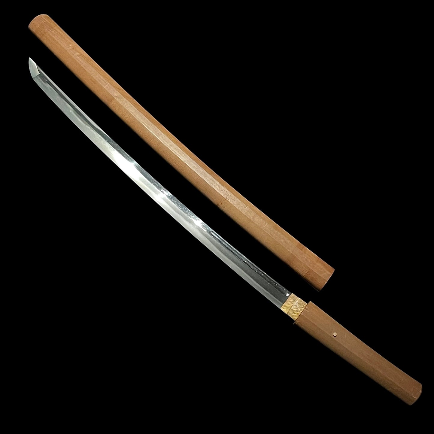 Muneyaki 棟焼 Long Wakizashi, Hizenkokuju Mutsunokami Tadayoshi 肥前国住陸奥守忠吉 signed
