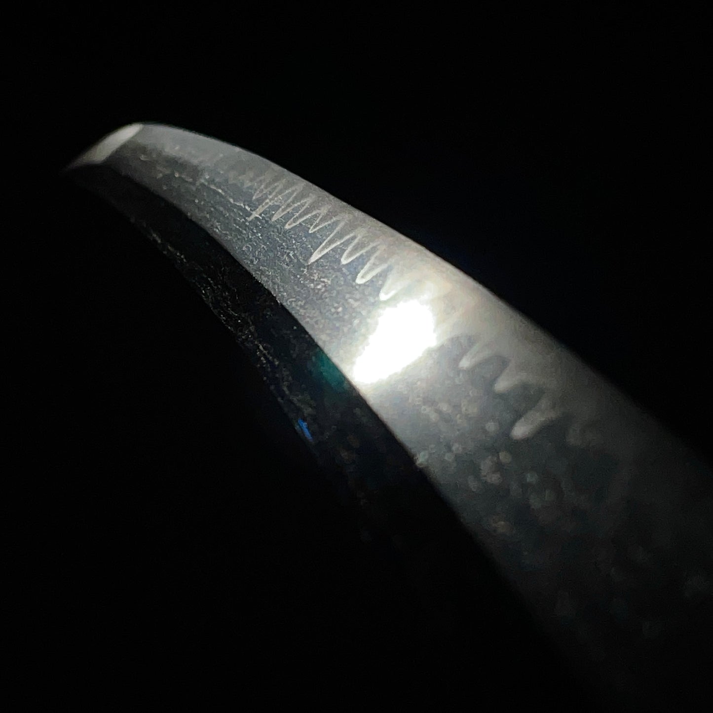 Ookissaki Wakizashi, Ujifusa 氏房 signed, Late Muromachi period