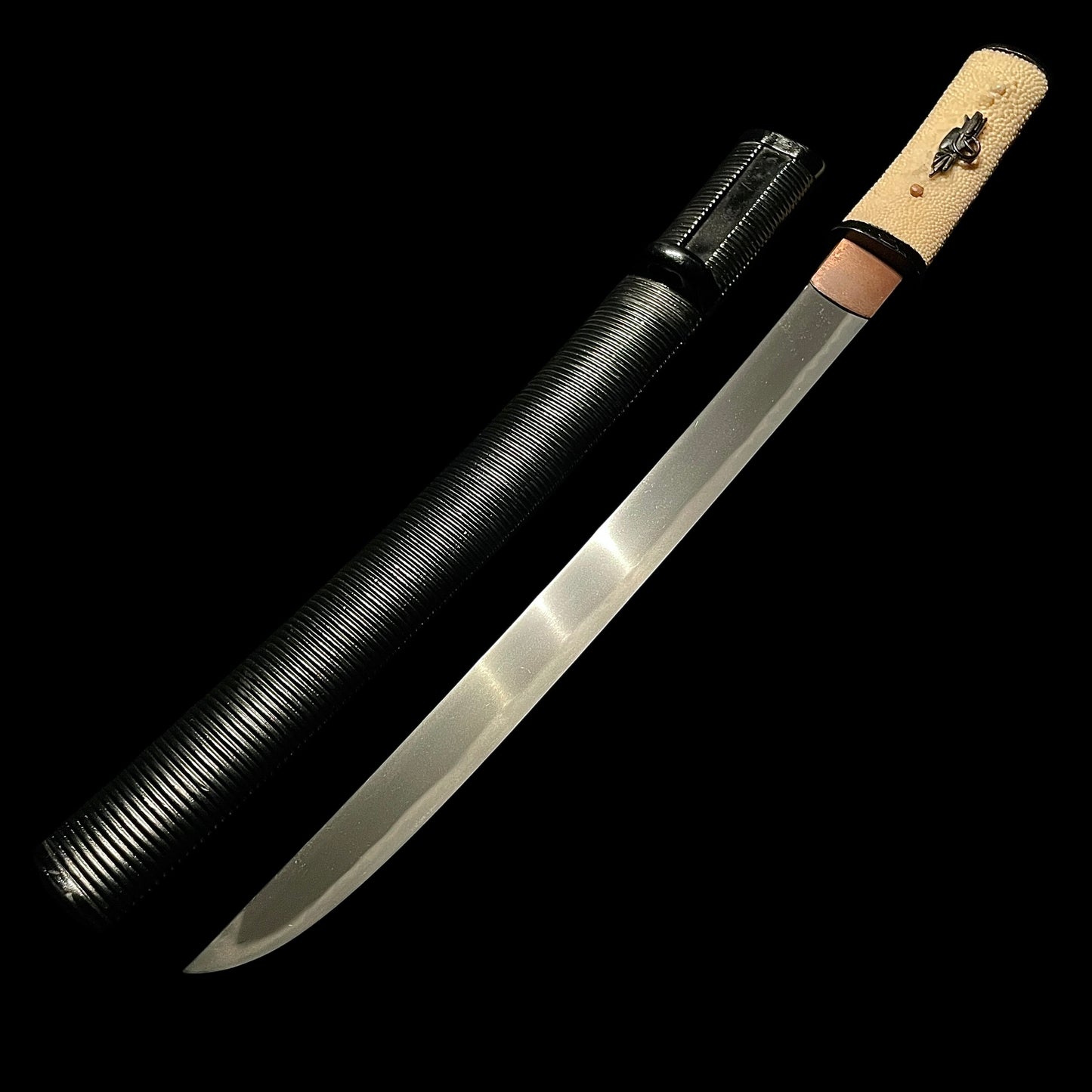 Norimitsu 則光 signed, Sendankizami-Saya 千段刻鞘 Aikuchi Koshirae, Sunnobi TANTO, Edo period