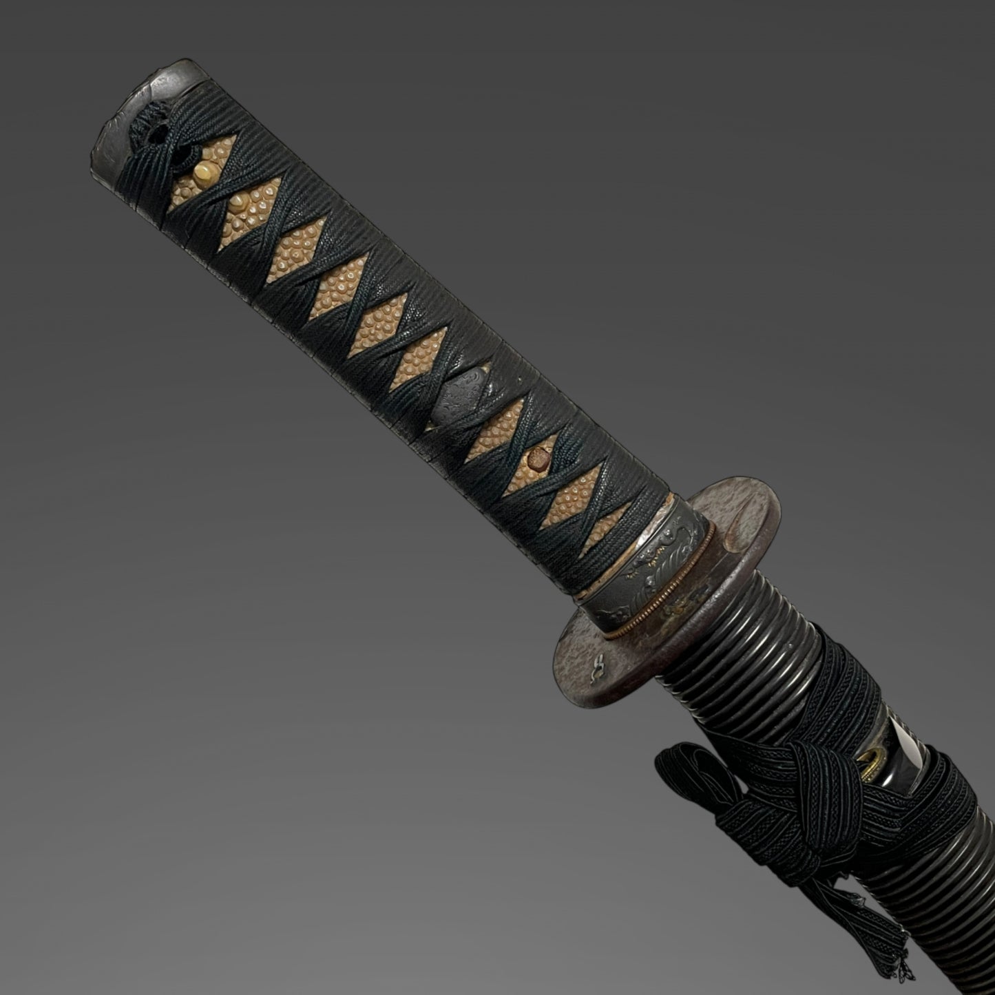 Tengu-Kashira 貞行 Sadayuki signed Wakizashi, Tsuchiya Shomin 土屋正珉 signed Fuchi