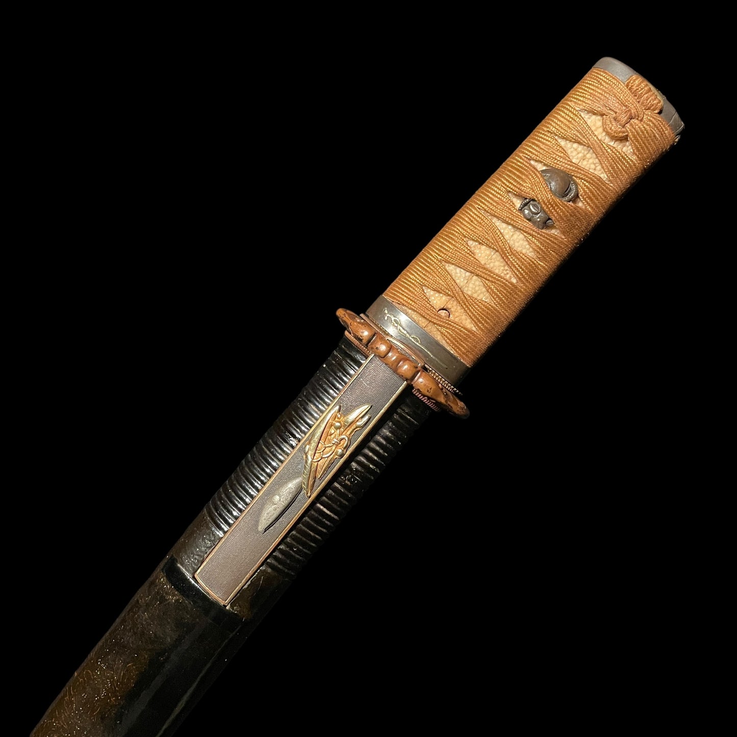 Interesting Fittings TANTO with KOZUKA, Thick Blade, Edo period mumei