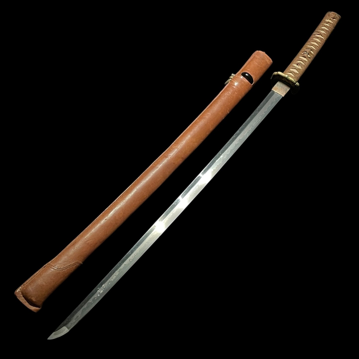 Amazing Hamon Ryakushiki GUNTO, Bizenkokuju 備前國住 signed, Japanese Army Sword