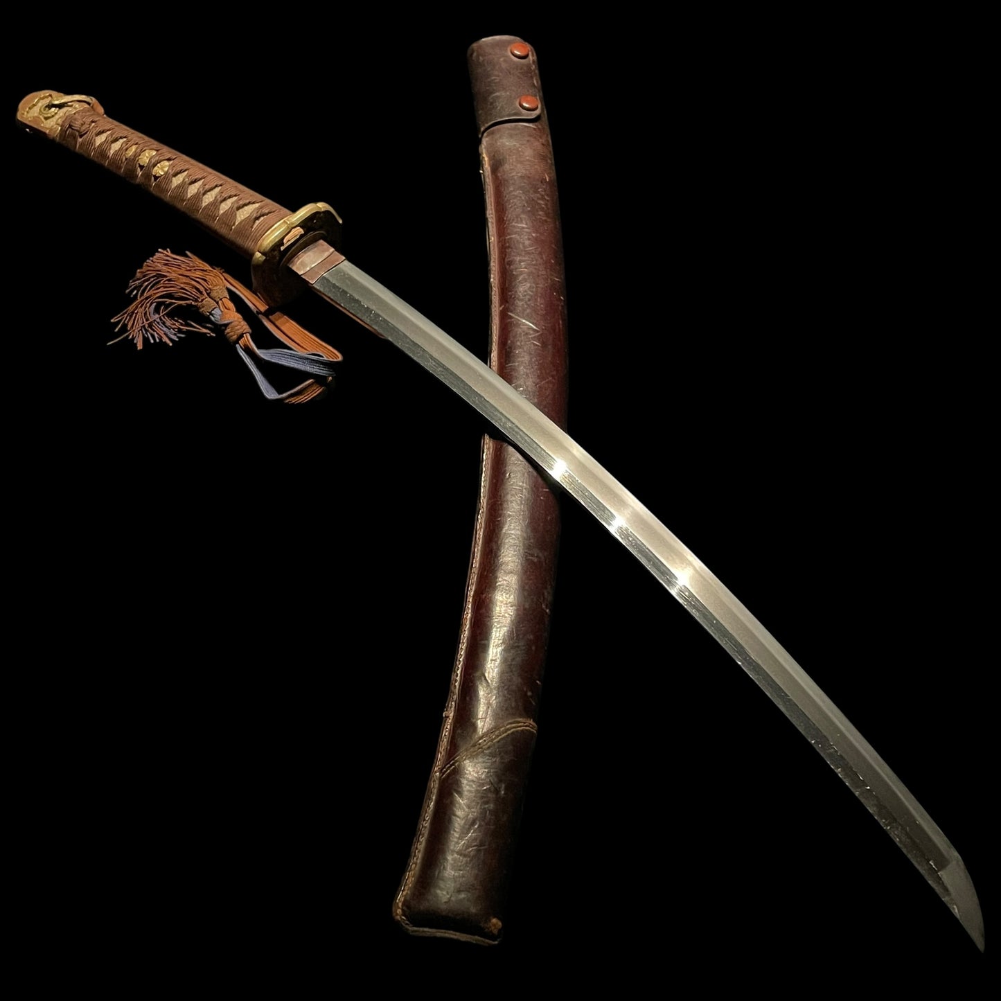 Short GUNTO 短寸軍刀 with Tassel, 大反り Oozori, WW2 Japanese Army Officer Sword