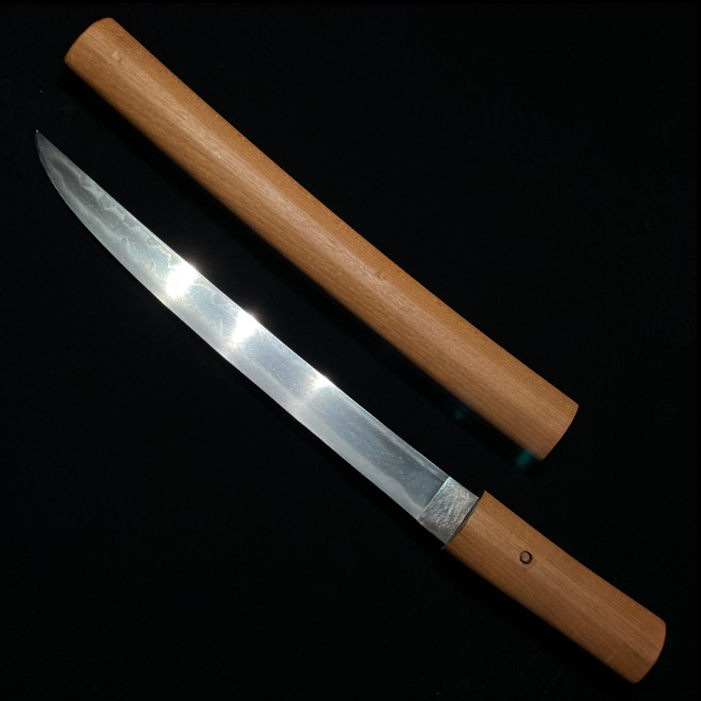 MUNEYAKI 棟焼 Hirazukuri TANTO, Edo period mumei, Gunome Hamon