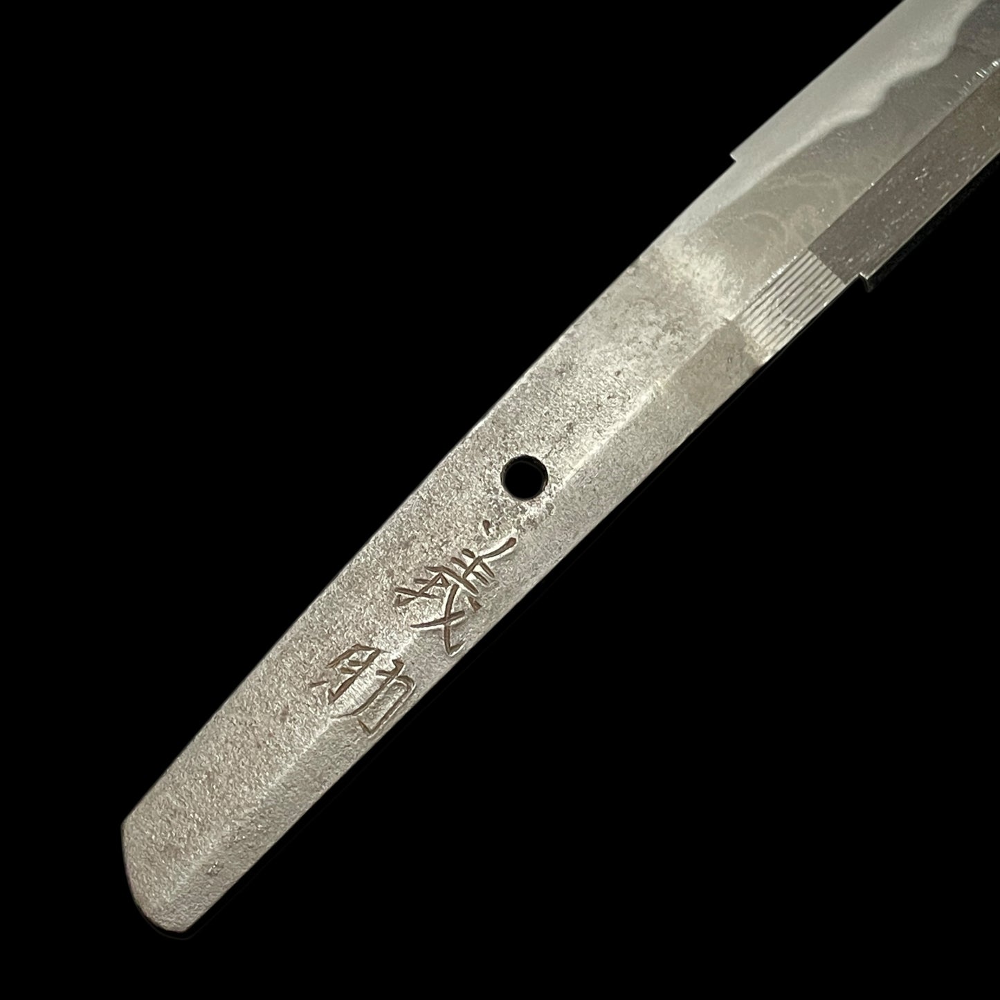 HITATSURA 皆焼 Wakizashi, Gisuke 義助 signed, Wide and Thick Blade, Edo period