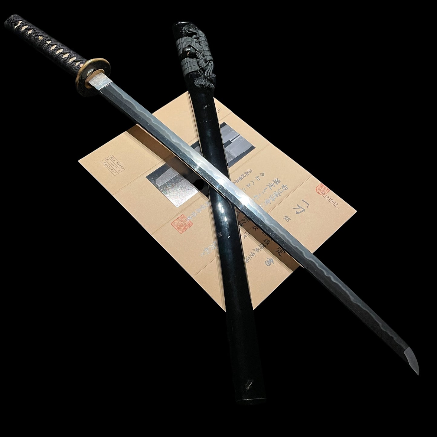 TOKUBETSU HOZON KATANA, Harimadaijo Fujiwara Shigetaka 播磨大掾藤原重髙 signed, Early Edo period