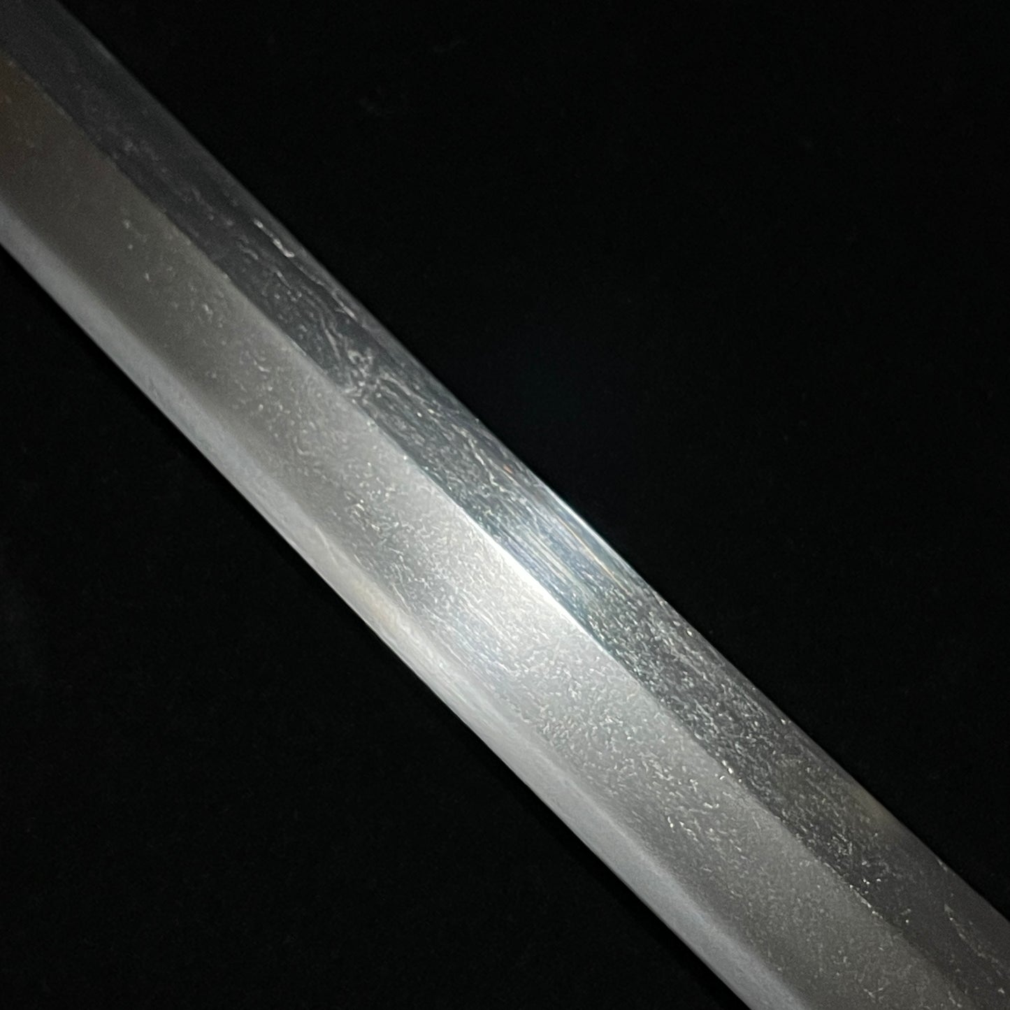 Handachi Koshirae 半太刀拵鉄一作金具 WAKIZASHI, Iron Large Menuki, Munehisa 宗久 signed