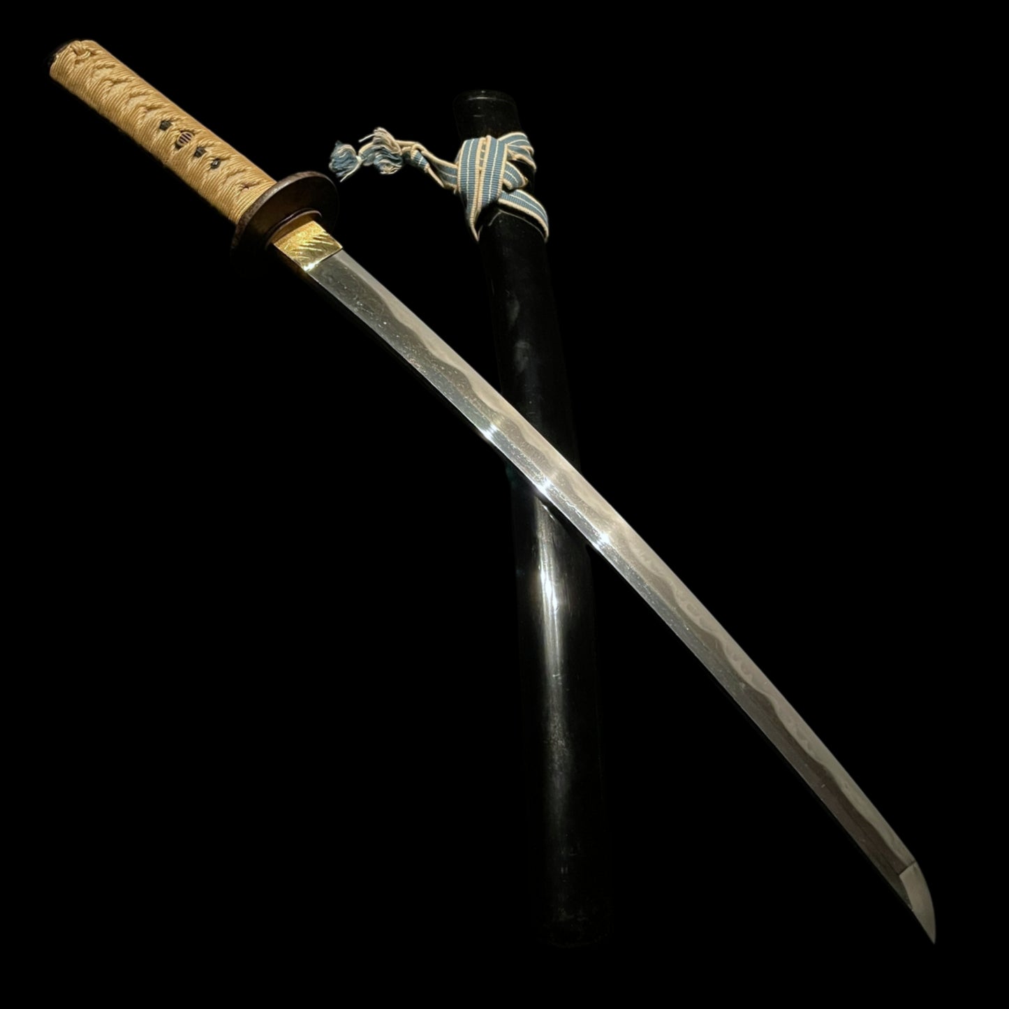 Wakizashi in Koshirae, with Kozuka and Shirasaya, Edo period mumei