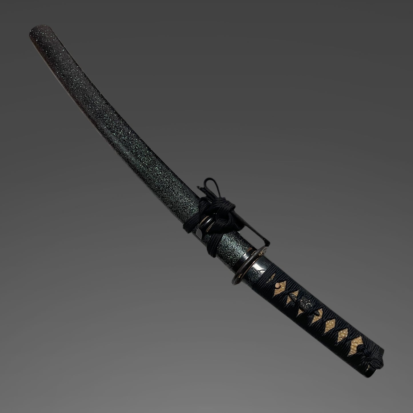 Hirazukuri Wakizashi, Noritsugu signed Fuchi, 鱮腹茎 Tanagobara-Nakago, with Kozuka