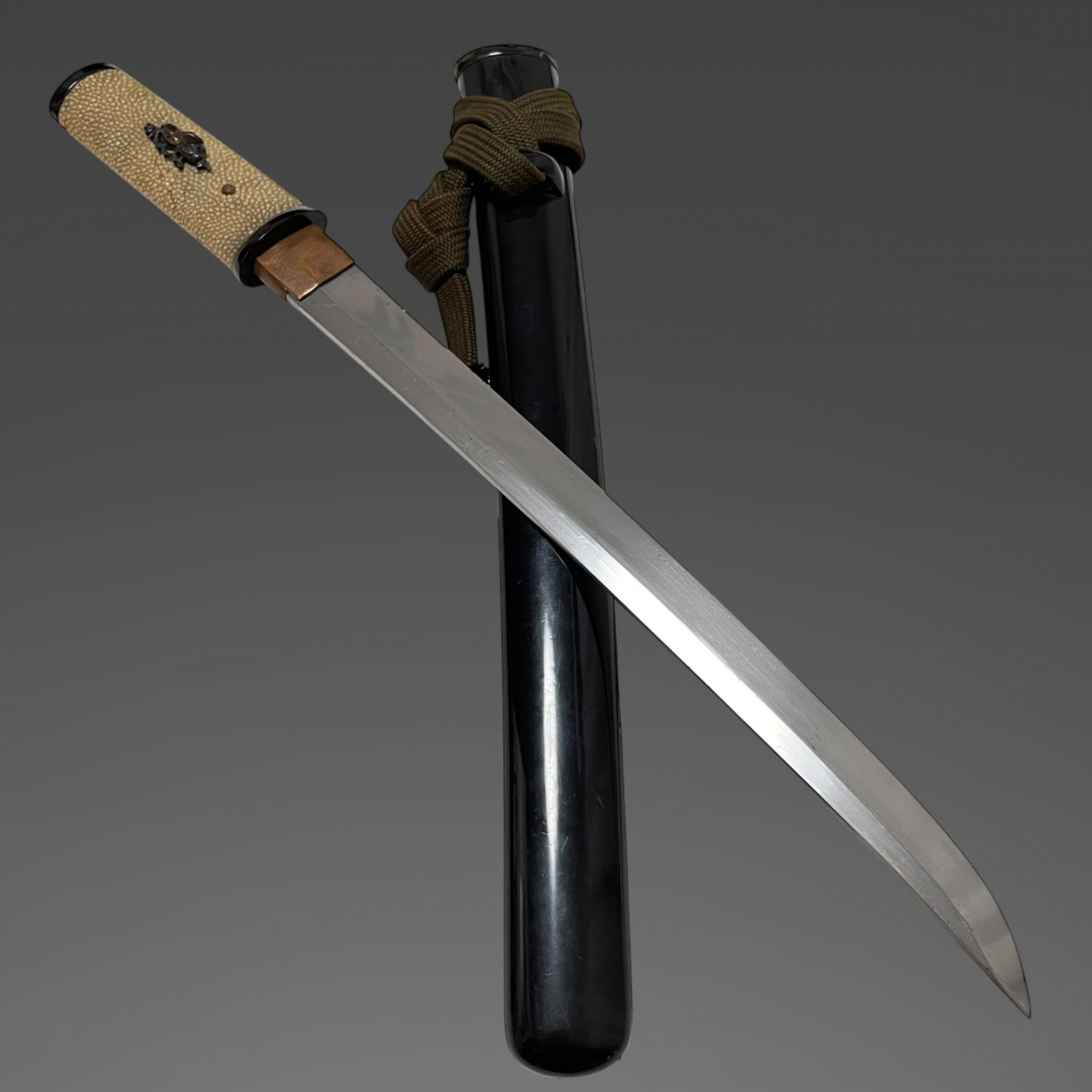 Aikuchi Tanto 合口短刀, Cormorant Menuki 鵜目貫, Edo period mumei