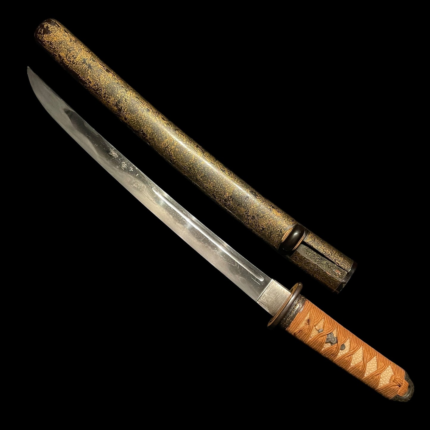 HITATSURA 皆焼 Wakizashi, Doi Shinryo 土肥真了 signed, Mantis Kozuka, Edo period
