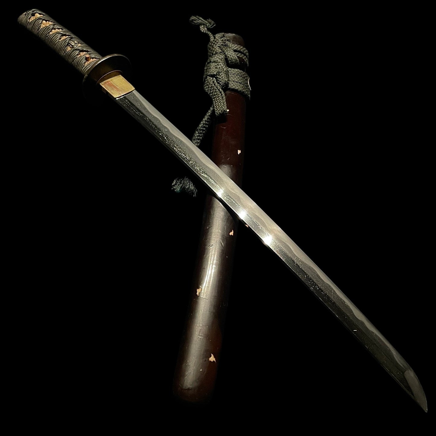 Hishuju Hironaga 肥州住廣長 signed Wakizashi, Ishimochiishi Saya 石首魚石鞘, Edo period