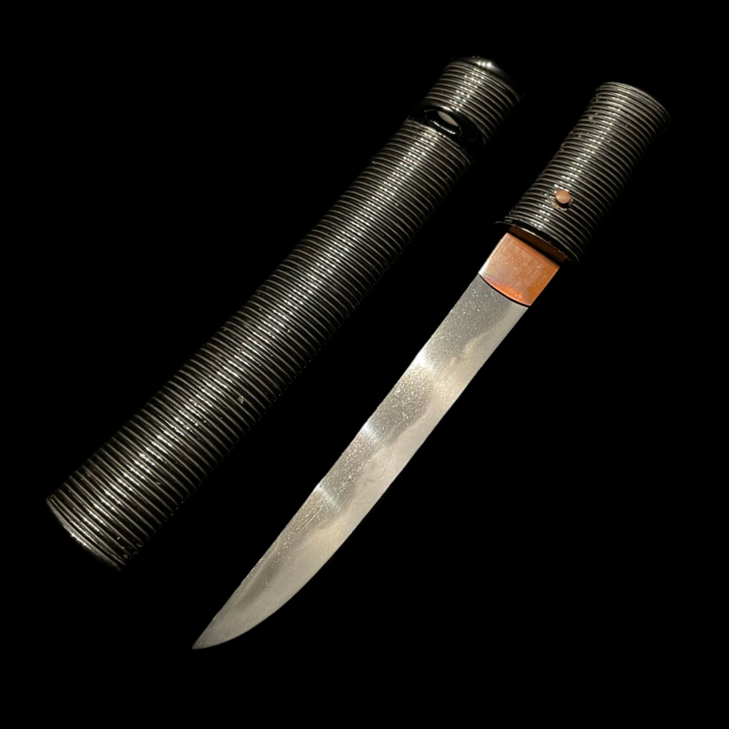 Kizami Aikuchi Koshirae TANTO, with KOZUKA 伊勢大掾光廣 signed