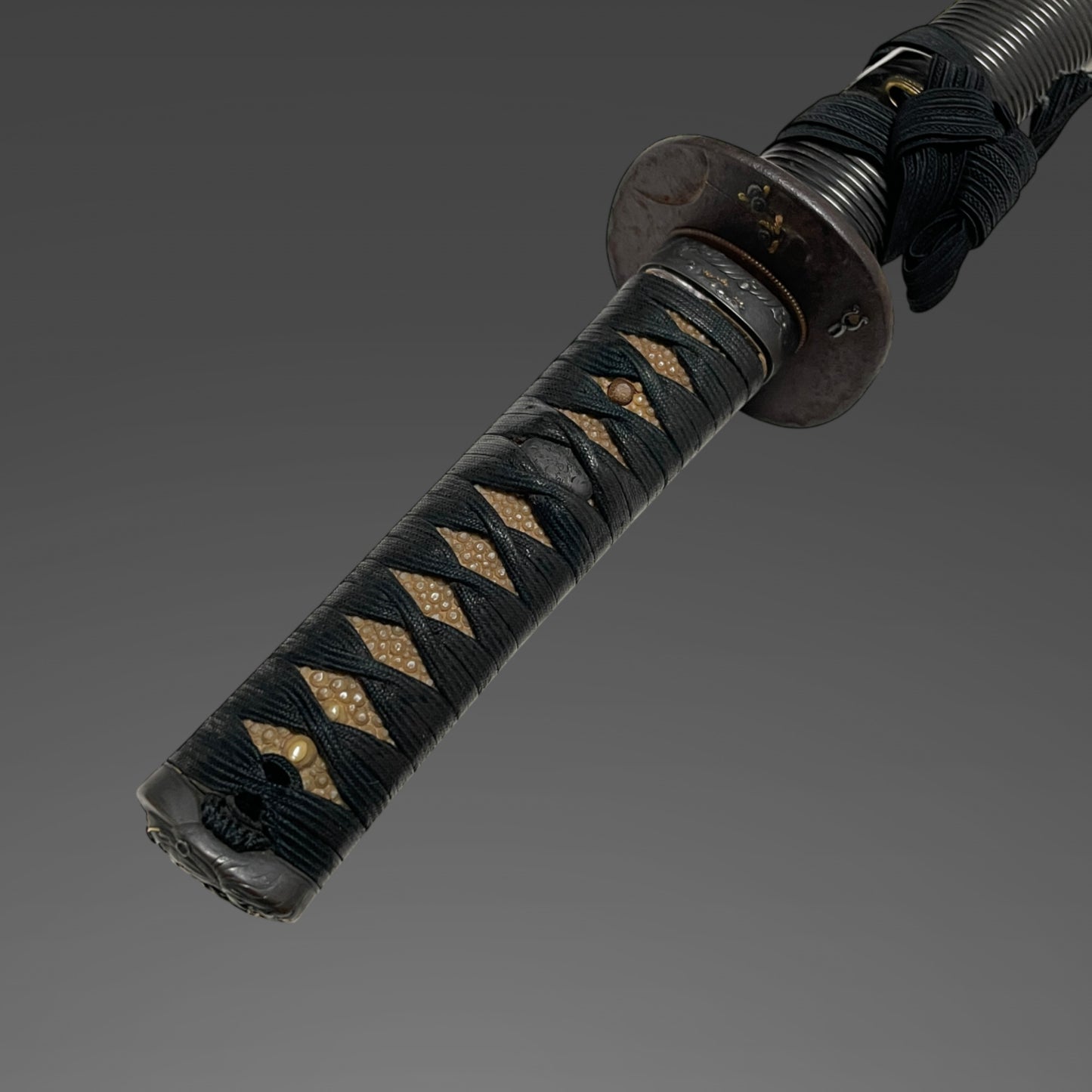 Tengu-Kashira 貞行 Sadayuki signed Wakizashi, Tsuchiya Shomin 土屋正珉 signed Fuchi