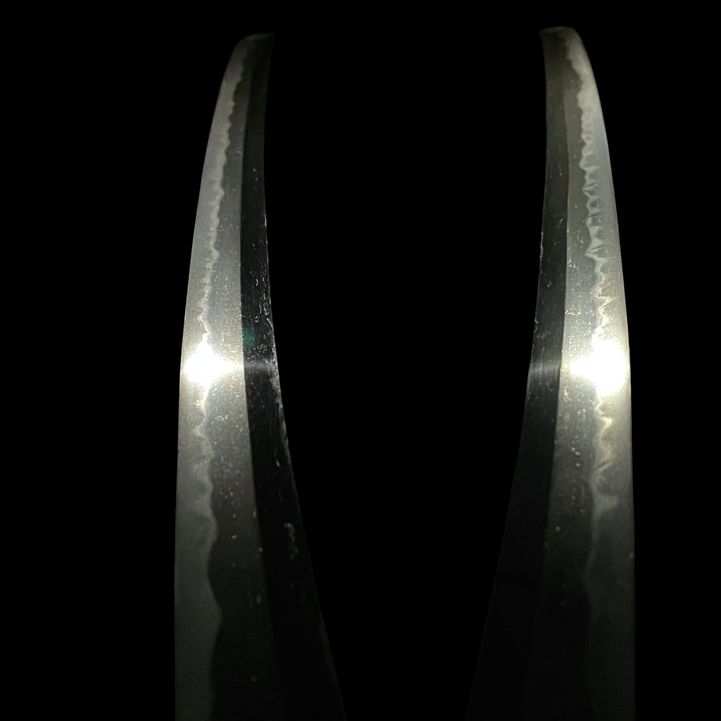 Gunome-Hamon Long Wakizashi in Shirasaya, Edo period mumei