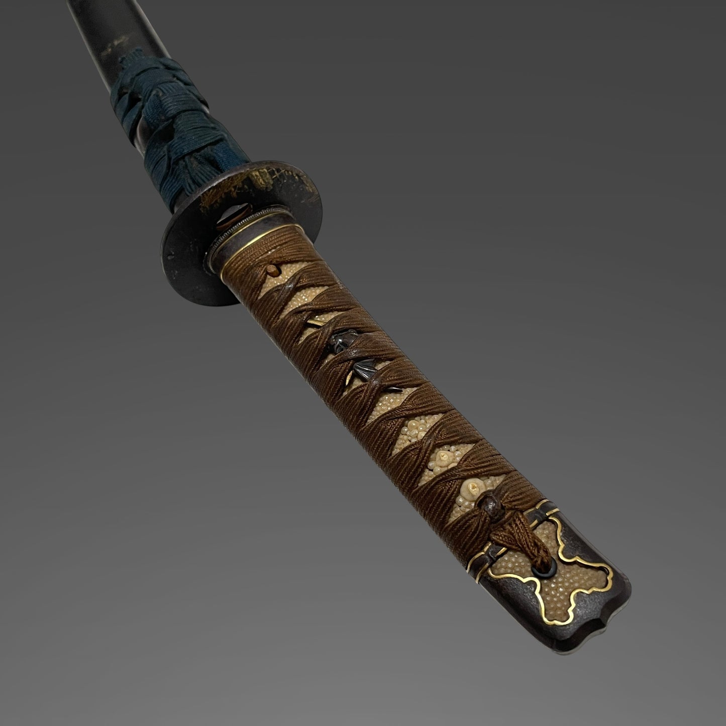 Bat Menuki 蝙蝠目貫, Handachi-Koshirae 半太刀拵 Wakizashi, Edo period mumei